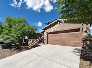 10740 W Dickerson Dr, Marana, AZ 85653