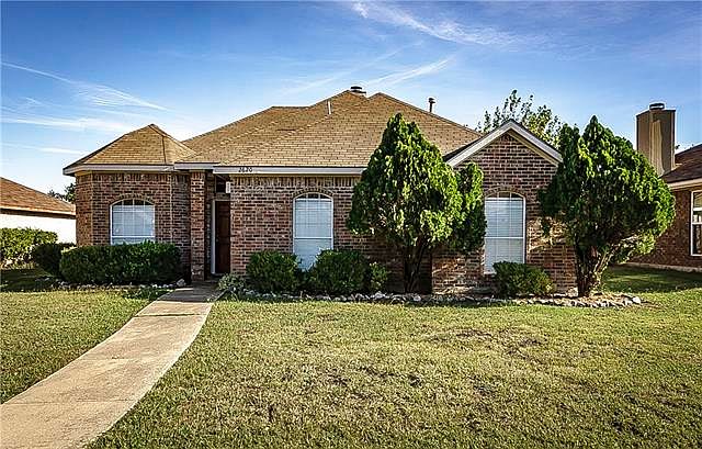 1st image of 2620 Trumpet Dr