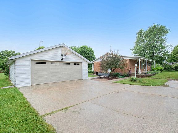 3rd image of 29928 County Road 4