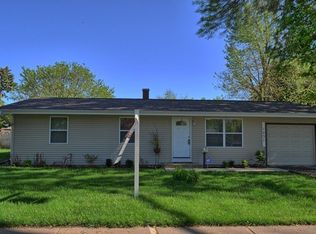 1031 Madison Ave, St Charles, IL
