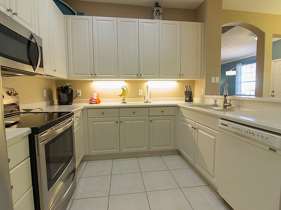 Under-cabinet lighting
