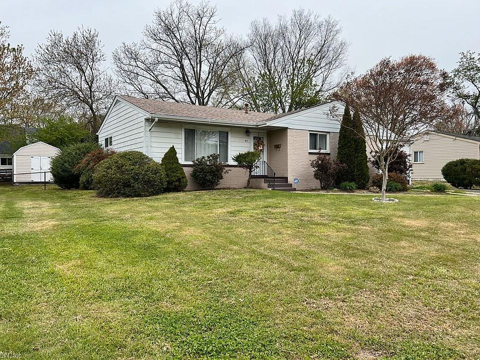 1st image of 617 Aragona Boulevard