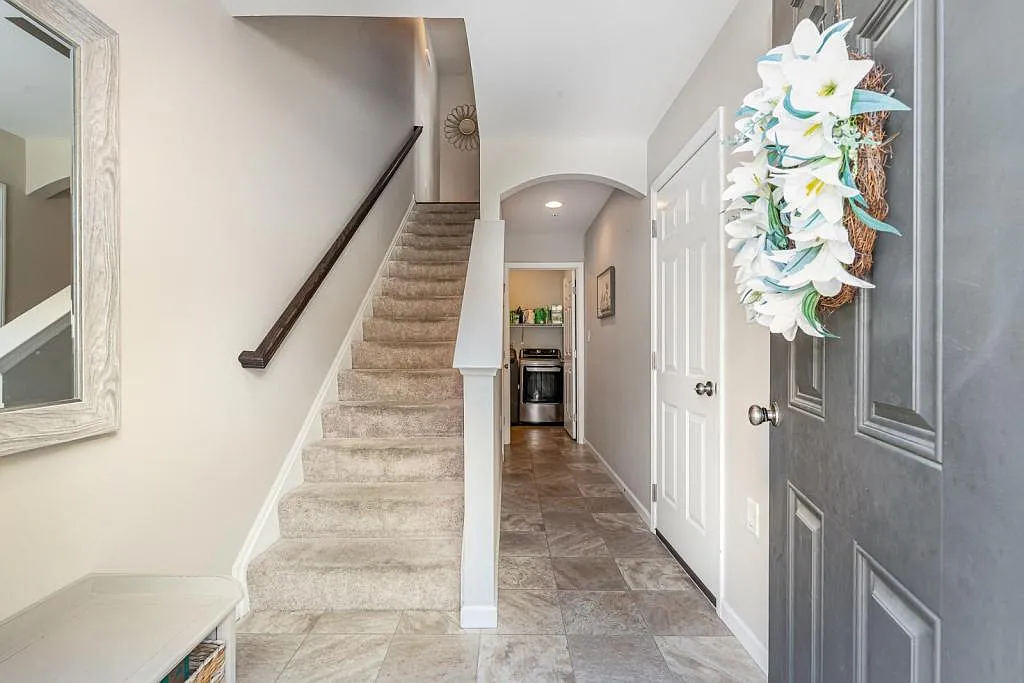 3034 E Meridian Cmns, — Photo 3