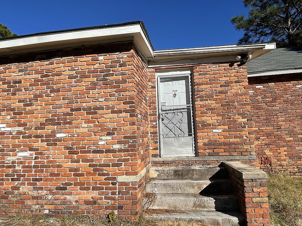 1st image of 2510B Perrin Rd