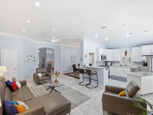 9427 Ponderosa Trl, Irving, TX 75063