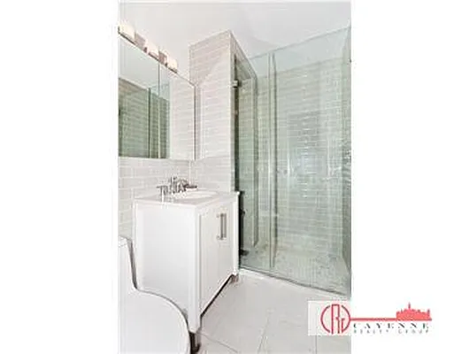 Rented by Cayenne Realty Group | media 26