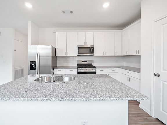 3rd image of 16741 Oak Bough Dr