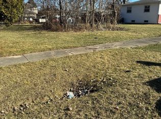 14423 Davis Ave, Blue Island, IL