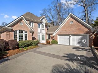 1022 Lenox Crst NE, Atlanta, GA 30324