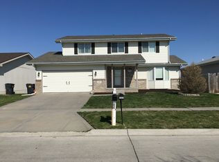 2000 NW 58th St, Lincoln, NE 68528