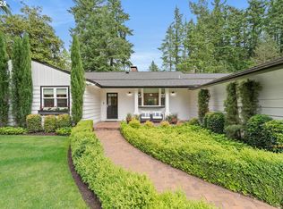 475 Iron Mountain Blvd, Lake Oswego, OR 97034
