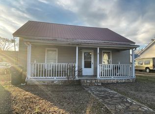 8 Walnut St, Aragon, GA 30104