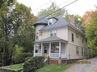 9 Arbor Vitae St, Worcester, MA 01603