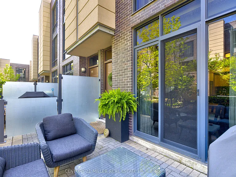 15 Valhalla Inn Rd #Townhouse 10 — Photo 35