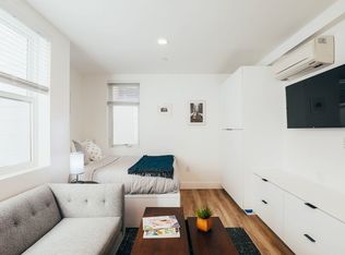 1058 18th St #3-B, Oakland, CA 94607