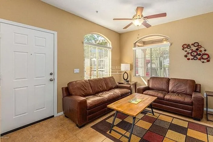 2 bed, 3.0 bath, 1134 sqft, $1,850 — Photo 3