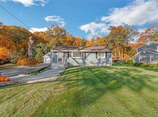 42 Aqueduct Rd, Garrison, NY 10524
