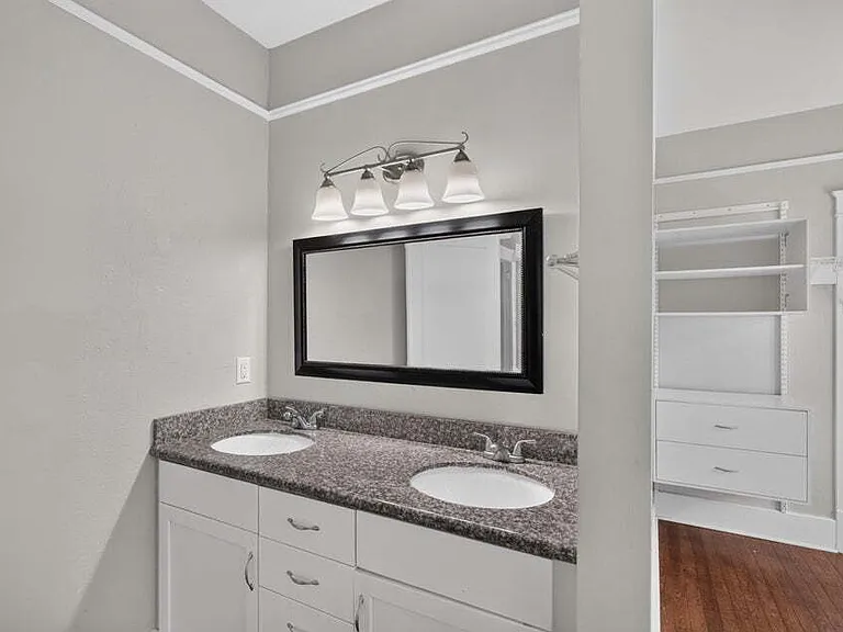 831 Rutledge Ave — Photo 14