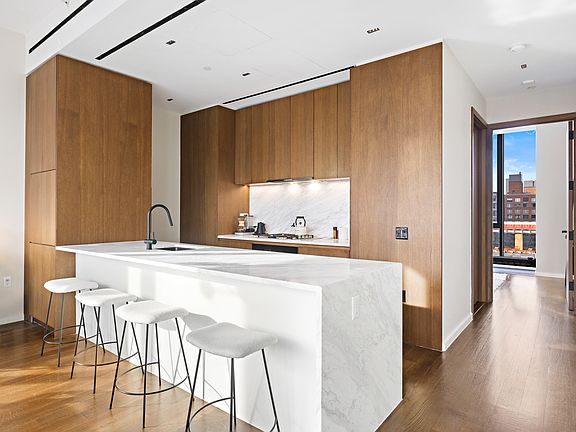 5th image of 570 Broome St #17A
