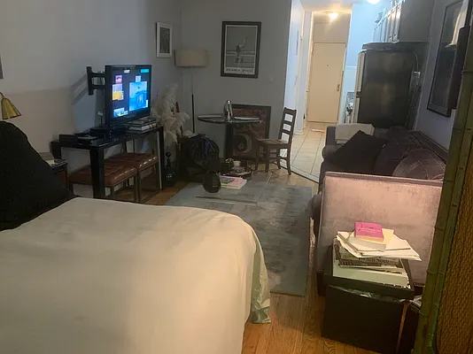 Rented by Prince Real Estate Associates LLC | media 11