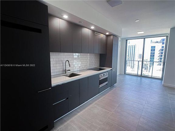 3rd image of 227 NE 2nd St #3008