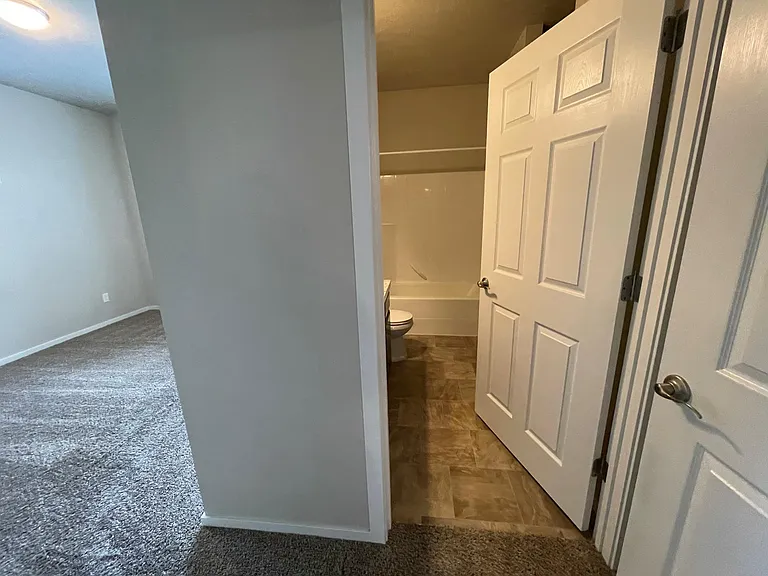 Tree Valley Village Apartments — Photo 36