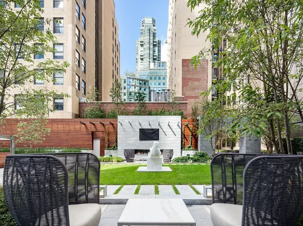 217 West 57th Street image 18 of 27