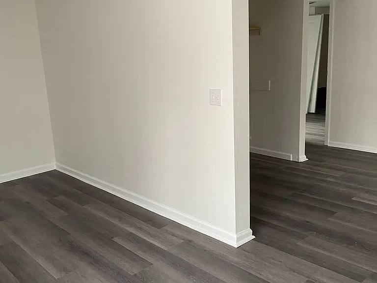 348 Gibson St — Photo 1