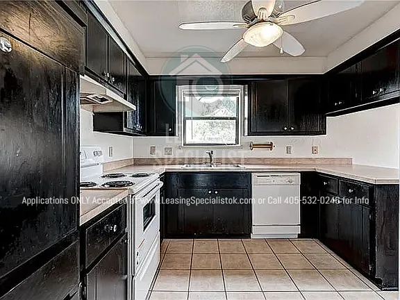 3100 Greenwood Ct — Photo 16