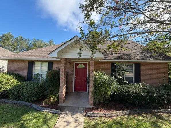 900 Stephen Dr APT 9, Statesboro, GA 30461