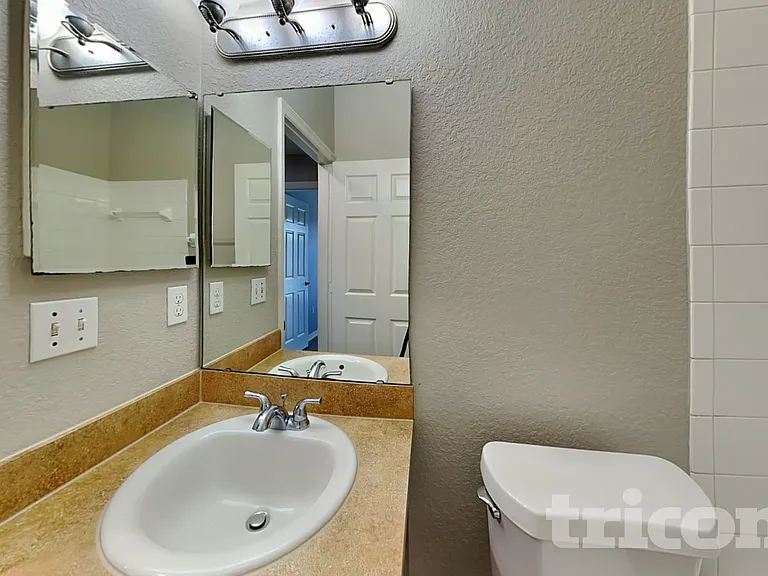 2075 Sunflower St — Photo 13