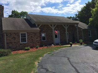 5329 Deerfield Rd, Racine, WI 53406