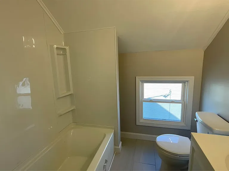 25 Buffinton St #3 — Photo 5