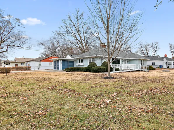 600 E Mulberry St, Watseka, IL 60970