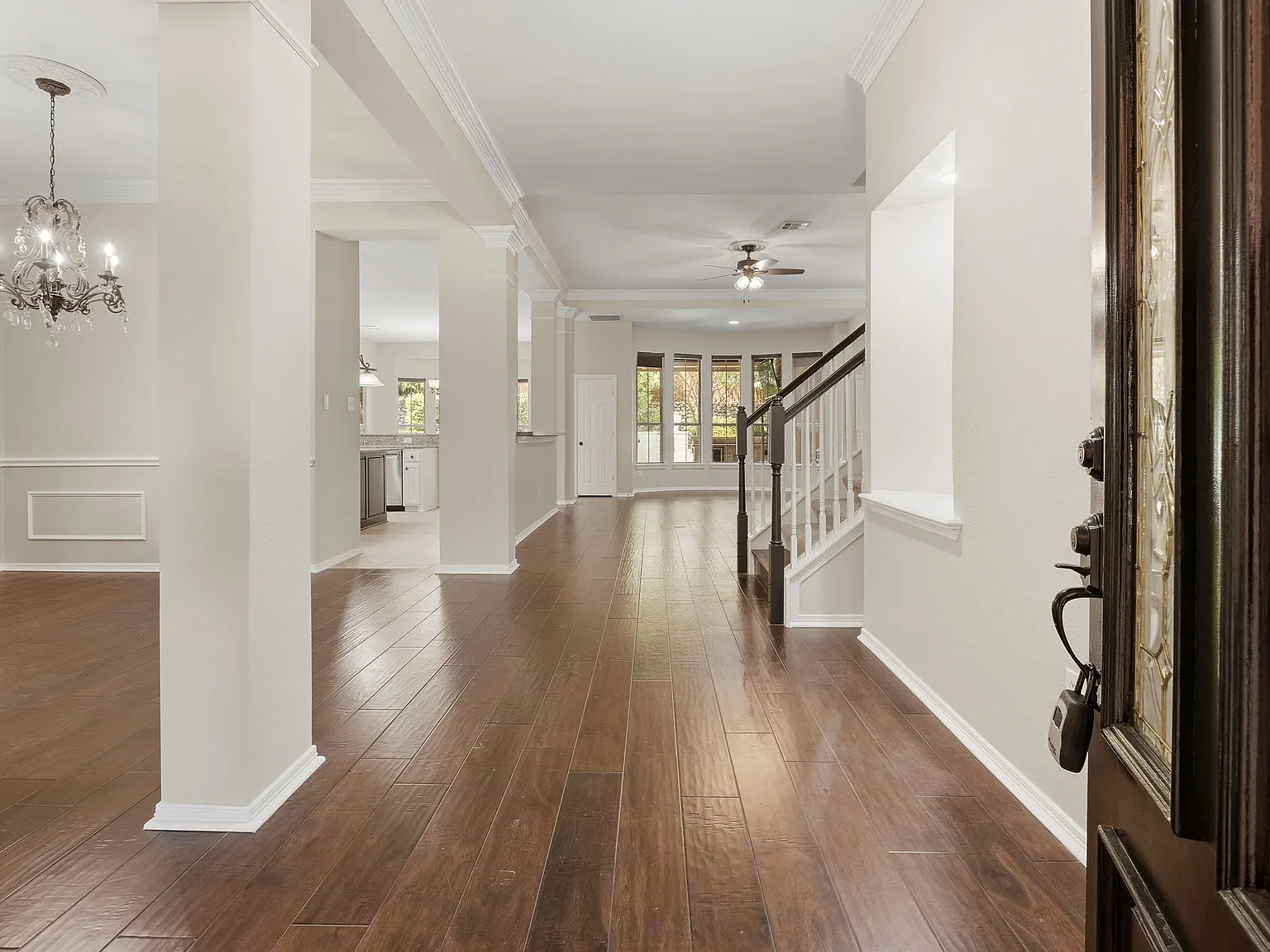 4 bed, 3.5 bath, 3269 sqft, $3,995 — Photo 3