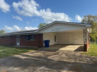 9225 Midway Dr, Meridian, MS 39307