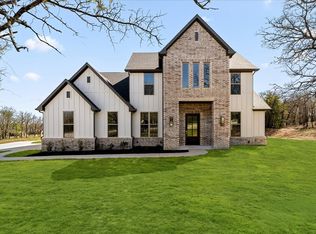 131 Spring Valley Rd, Paradise, TX 76073