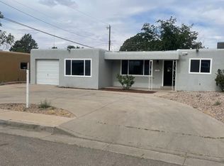 2107 Erbbe St NE, Albuquerque, NM 87112
