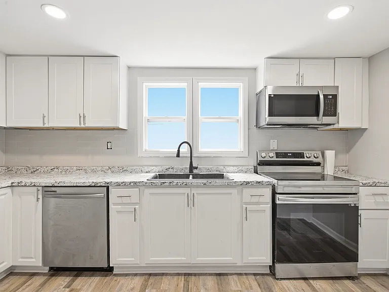 1007 E Park Ave #1 — Photo 10