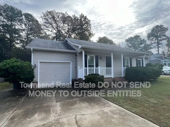5038 Linton Hall Rd, Fayetteville, NC 28311