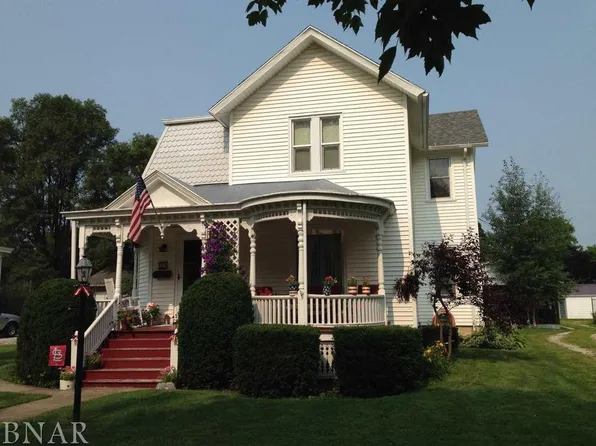 514 S Division St, Chenoa, IL 61726