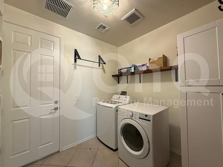 12437 N Starthroat Dr — Photo 37