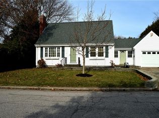 38 Fatima Dr, Warren, RI 02885