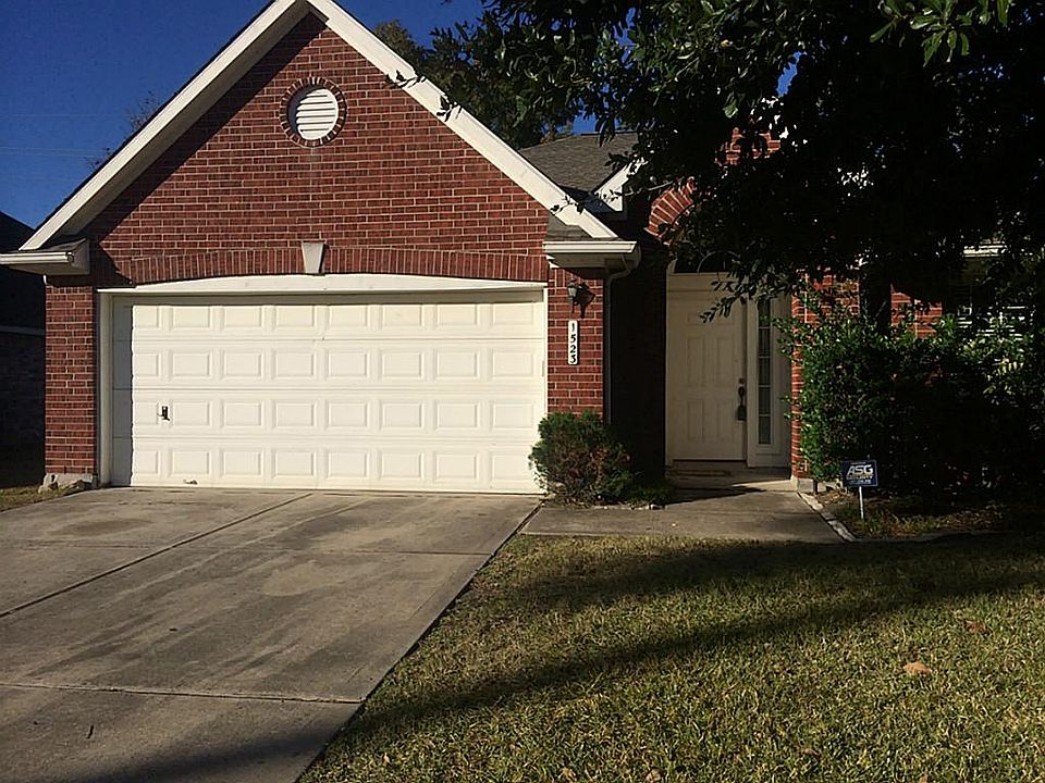 1st image of 1523 Stoney Park Dr