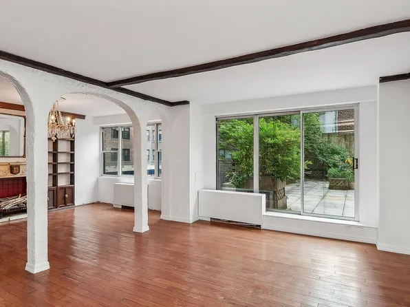 340 E 64th St APT 2C, New York, NY 10065