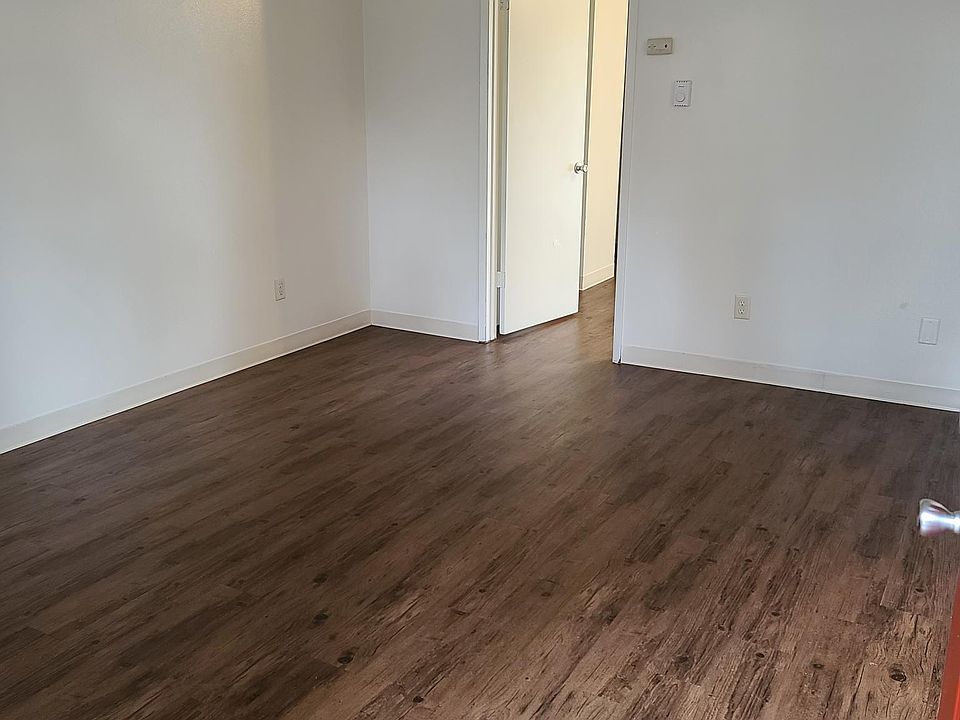 1st image of 6923 150th St SW #3