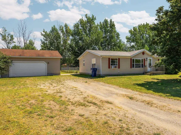 1677 Solstice St, Grawn, MI 49637