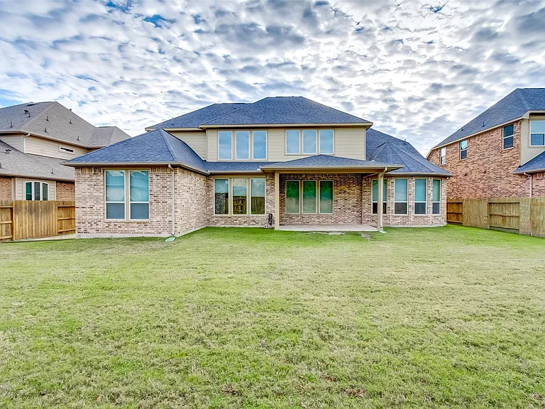 10307 Latta Creek Dr — Photo 50
