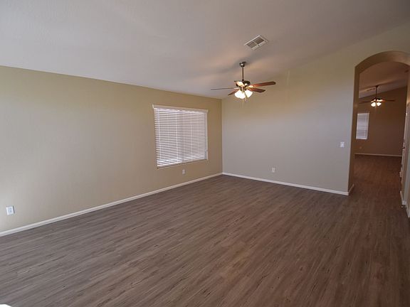 3rd image of 1690 E Nancy Ave