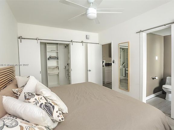 5th image of 1555 Pennsylvania Ave APT 206